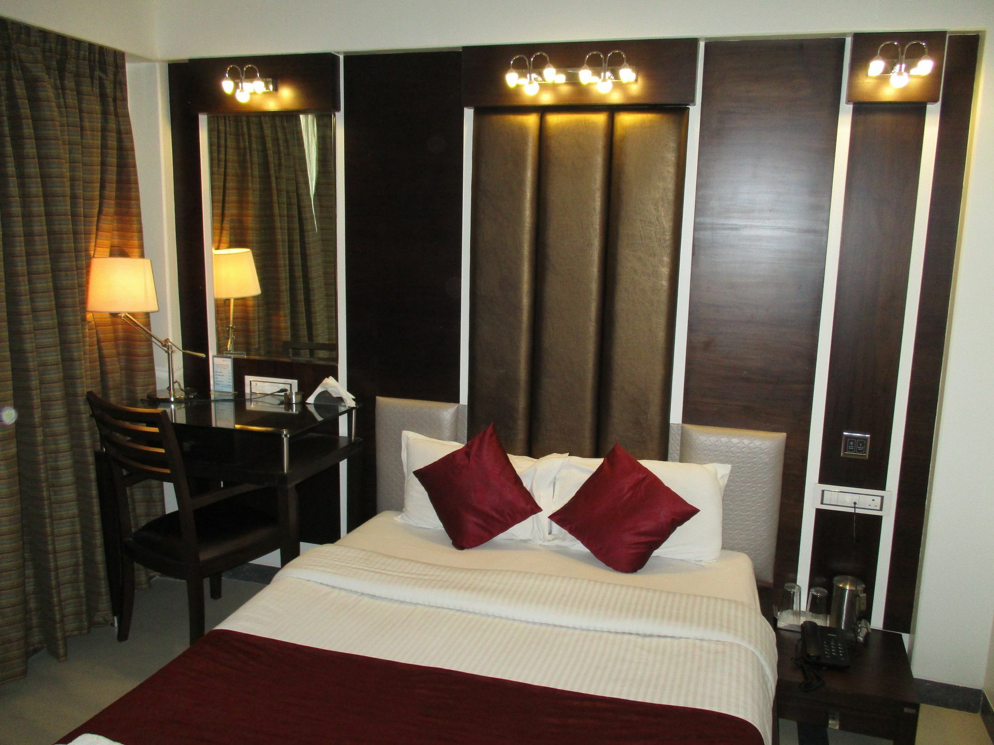 Hotel Sapna Marine Bombay Exterior foto