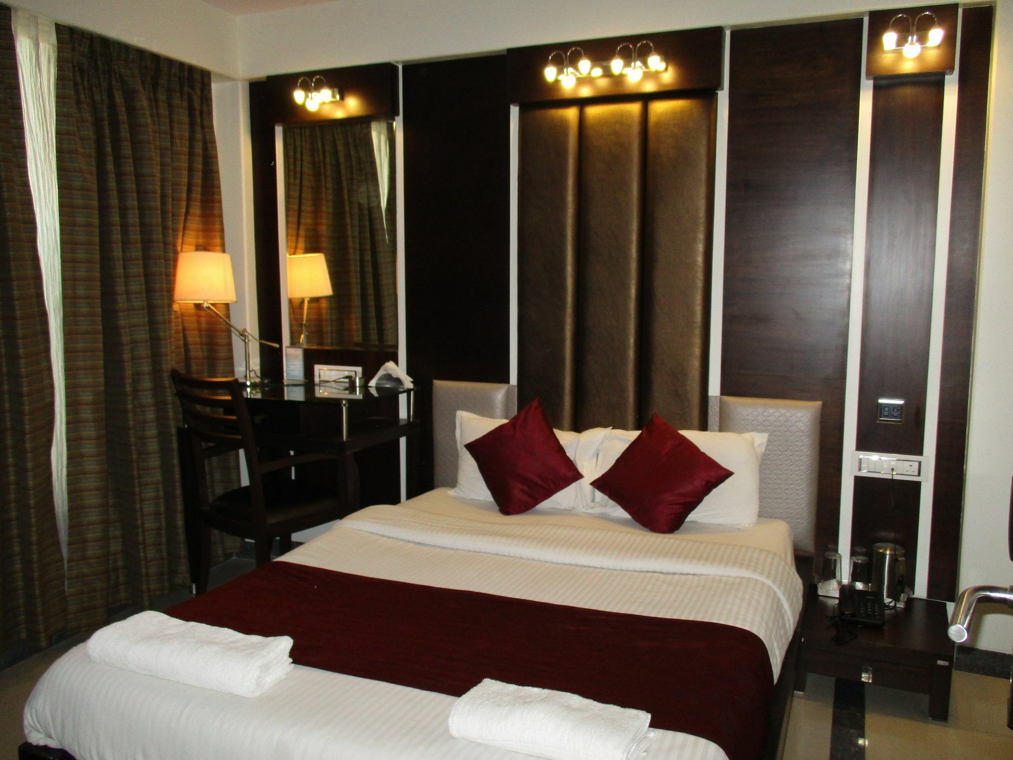 Hotel Sapna Marine Bombay Exterior foto