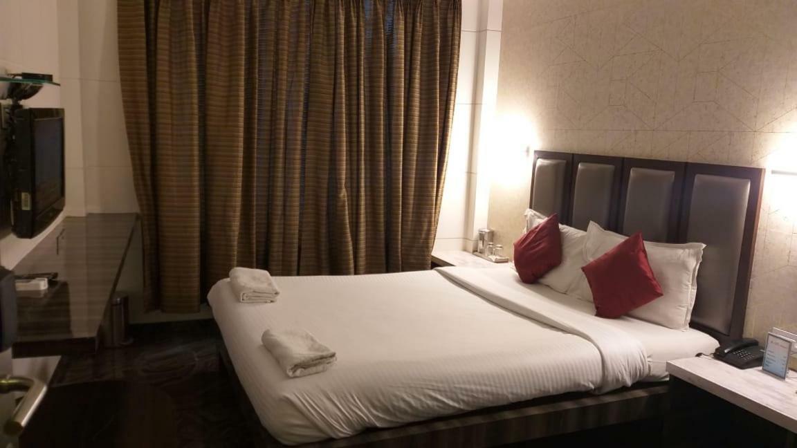 Hotel Sapna Marine Bombay Exterior foto